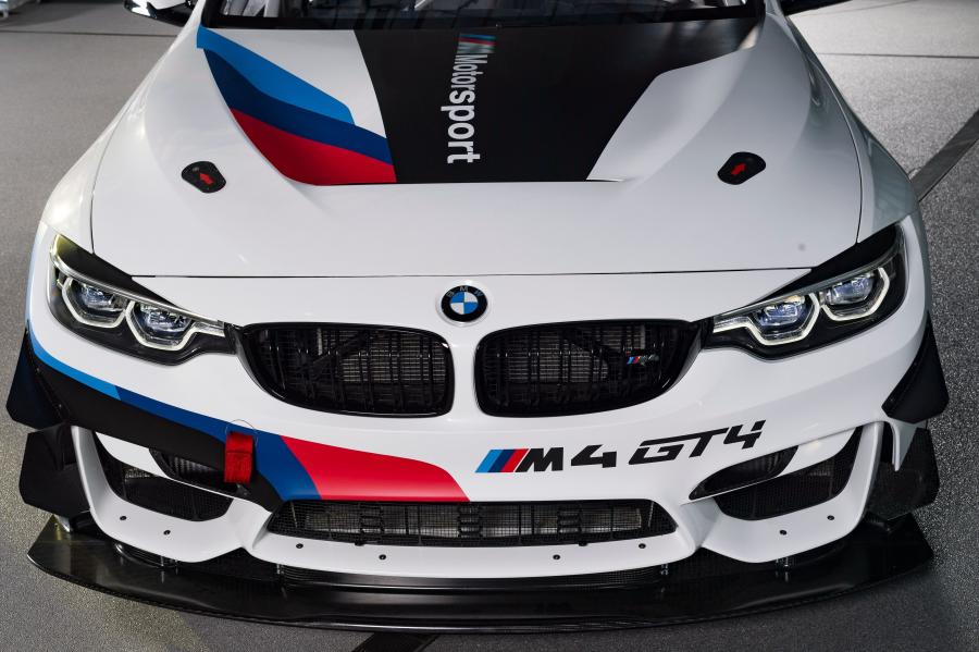 Детали экстерьера BMW M4 GT4 (F82) 2017 года  (фото 27 из 46)